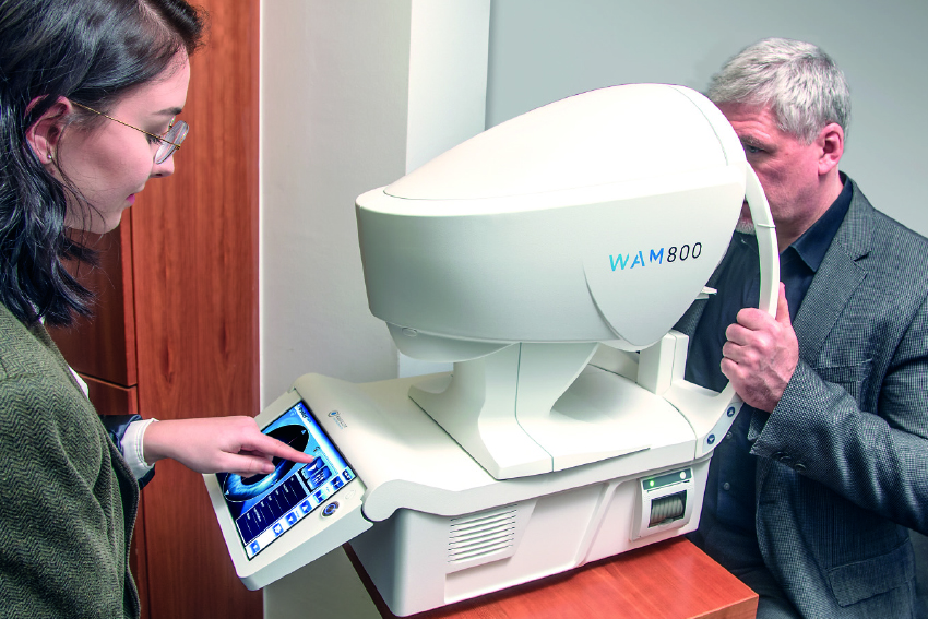 Computergesteuerter-Sehtest_Andre-Augenoptik